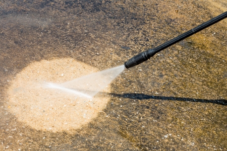 Pressure Washing vs Softwashing – Which Is Safer for Your Driveway in Rome, GA?