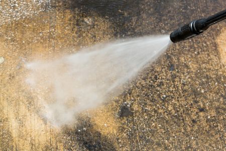 Professional vs. DIY Pressure Washing in Georgia: What Homeowners Overlook