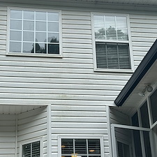 House-Washing-in-Douglasville-GA-Another-Sparkling-Clean-Home 1