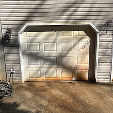 Rust-Removal-Off-Garage-Doors-in-Dallas-GA 0